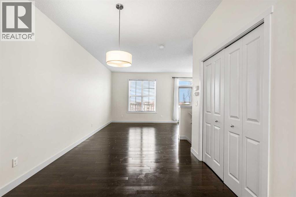 Photo 8 of 202 Nolanfield Villas Nw, Calgary AB