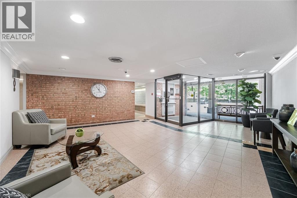 Photo 24 of 1240 Marlborough Court Unit 606, Oakville ON