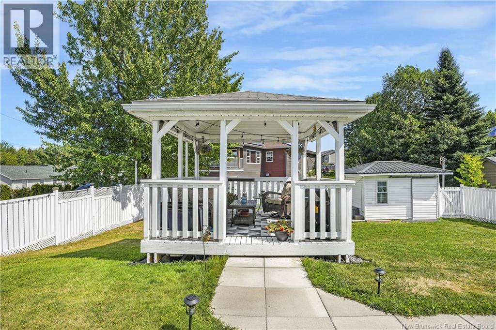 Photo 35 of 69 Lansdown Avenue, Oromocto NB