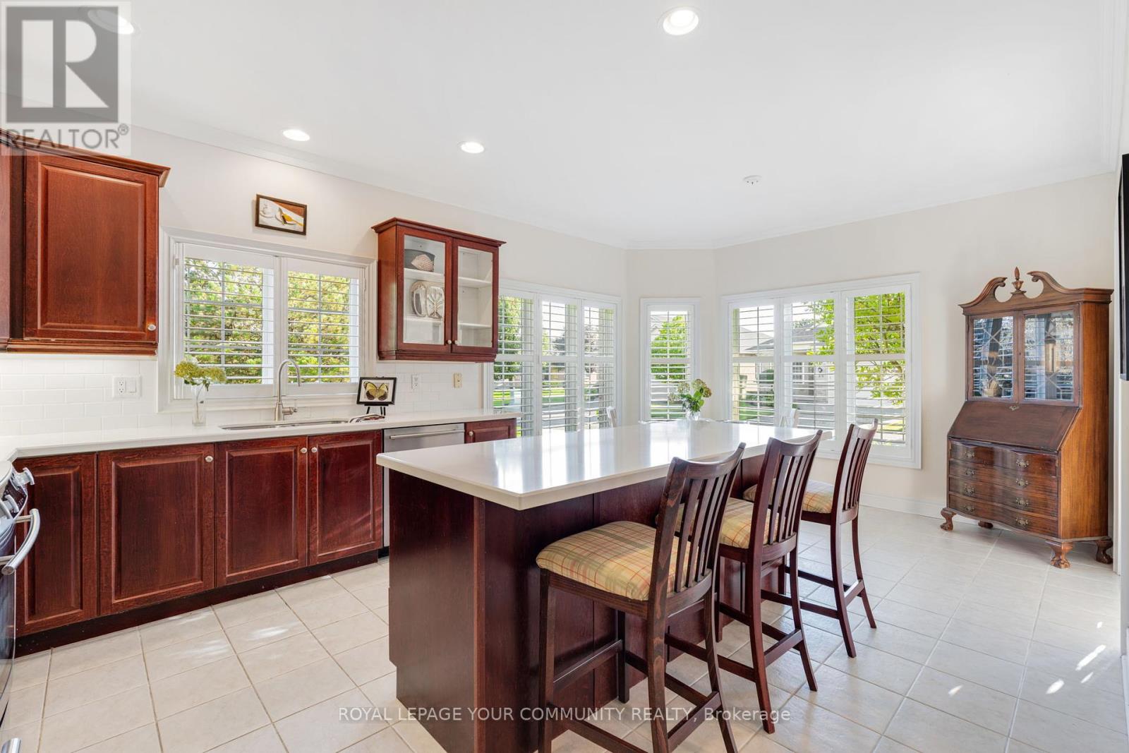 Photo 17 of 27 Faldos Flight, Whitchurchstouffville ON