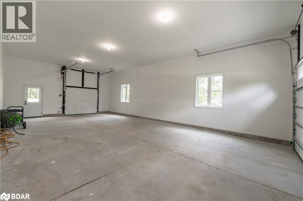 Photo 26 of 32 Alpine Way, Oromedonte ON