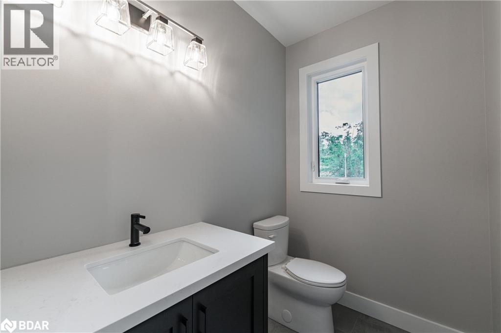 Photo 25 of 32 Alpine Way, Oromedonte ON