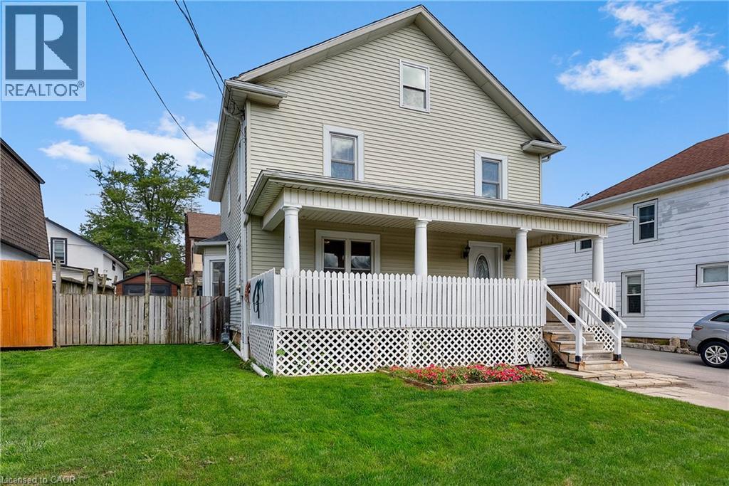 Photo 2 of 14 Fitch Street, Welland ON