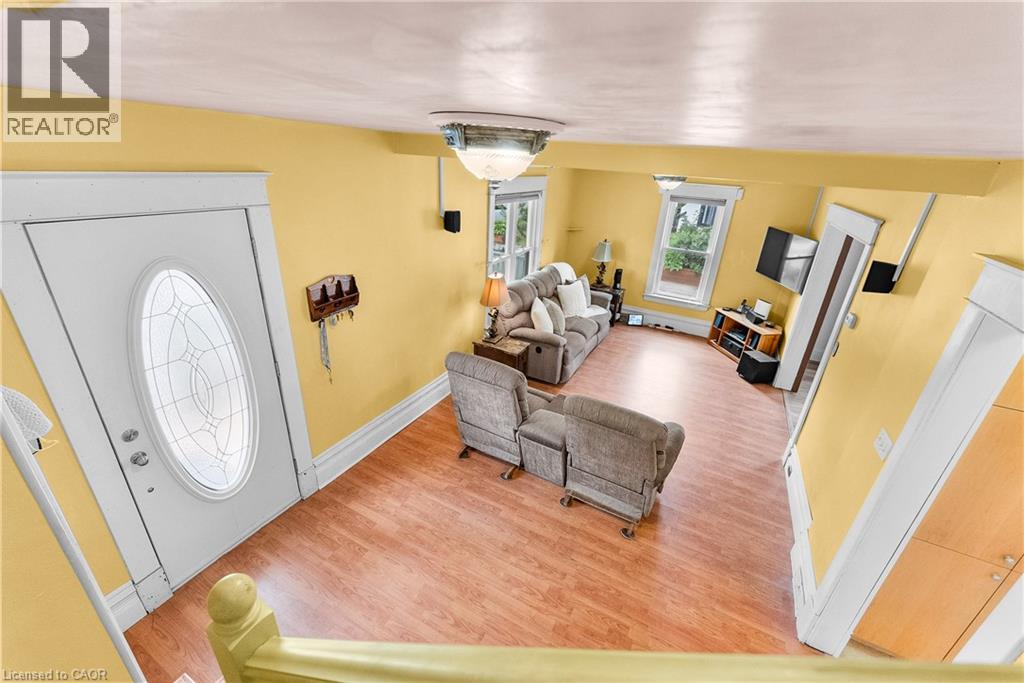 Photo 10 of 14 Fitch Street, Welland ON