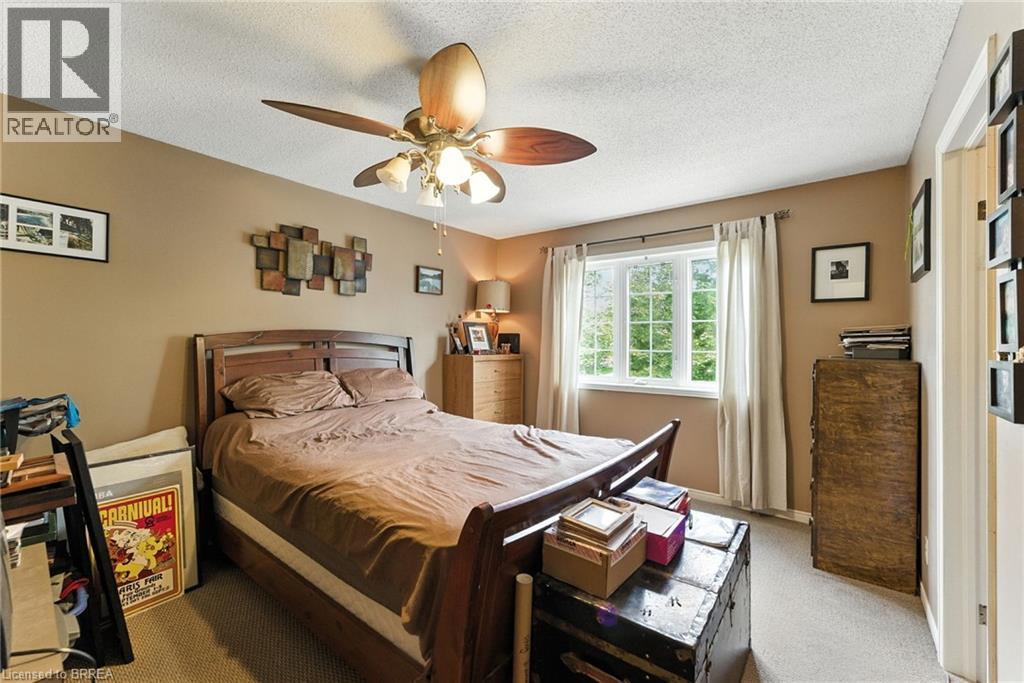 Photo 13 of 16 Graystone Court, Paris ON