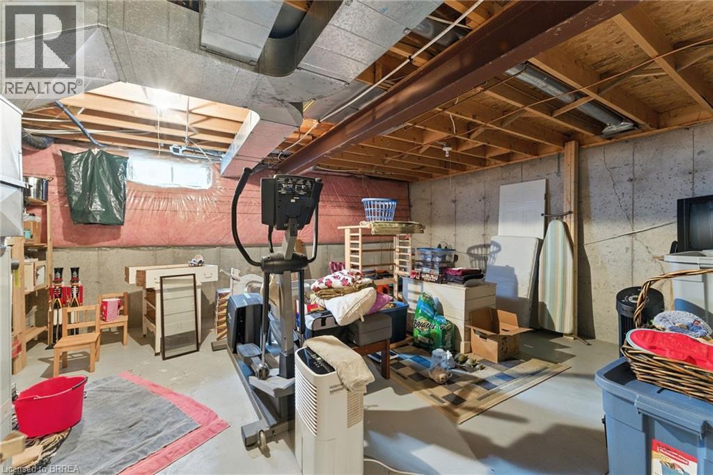 Photo 19 of 16 Graystone Court, Paris ON