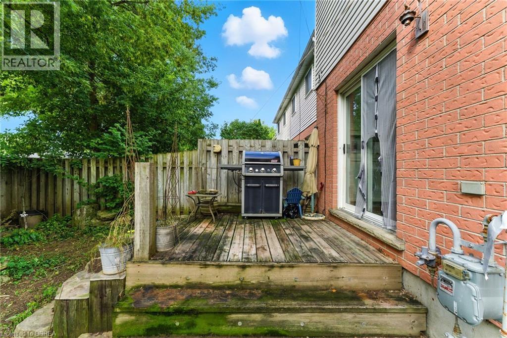Photo 22 of 16 Graystone Court, Paris ON