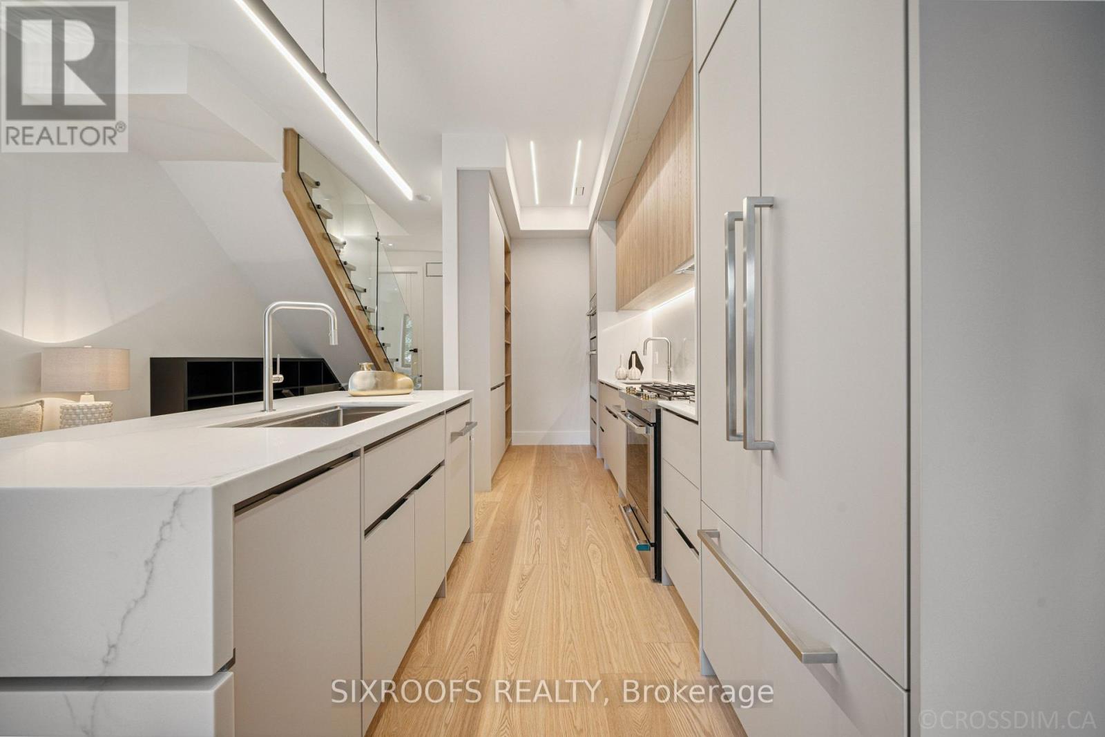 Photo 14 of 44 A Alcina Avenue, Toronto ON
