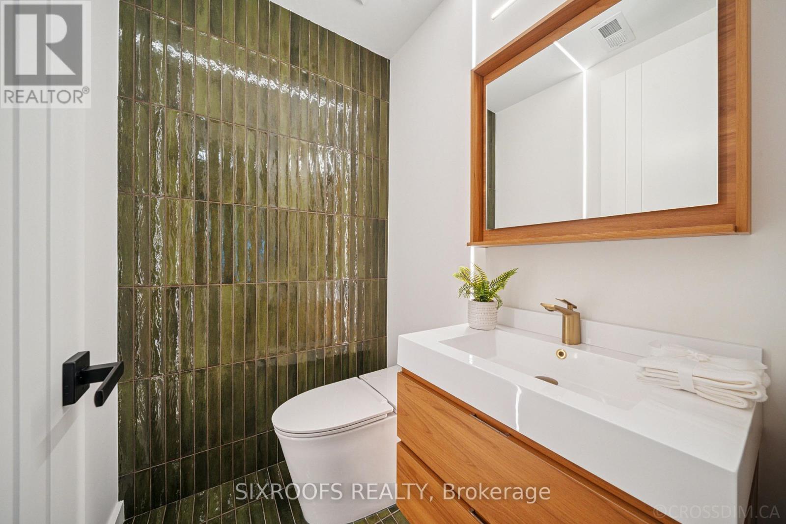 Photo 20 of 44 A Alcina Avenue, Toronto ON