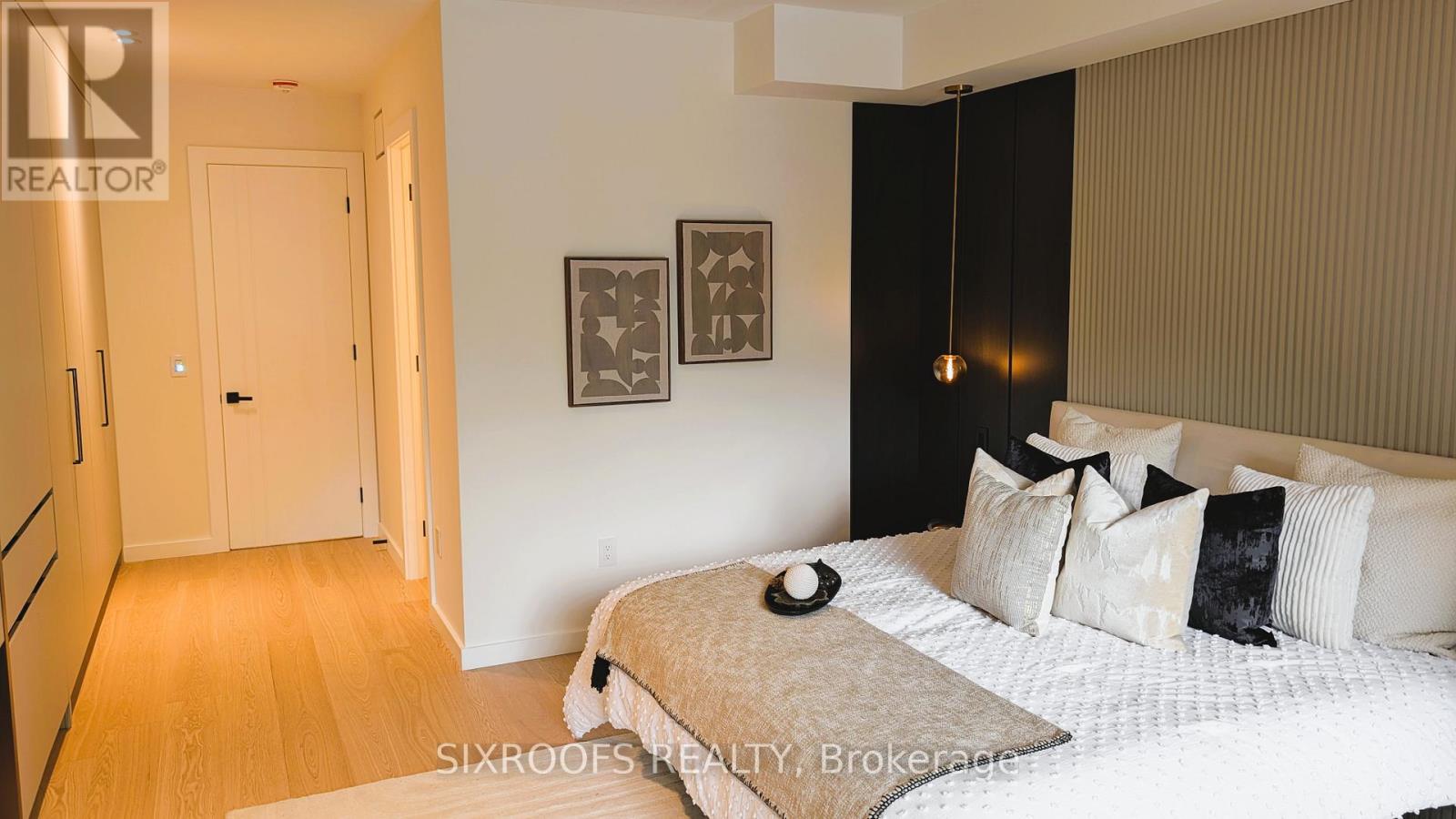 Photo 23 of 44 A Alcina Avenue, Toronto ON