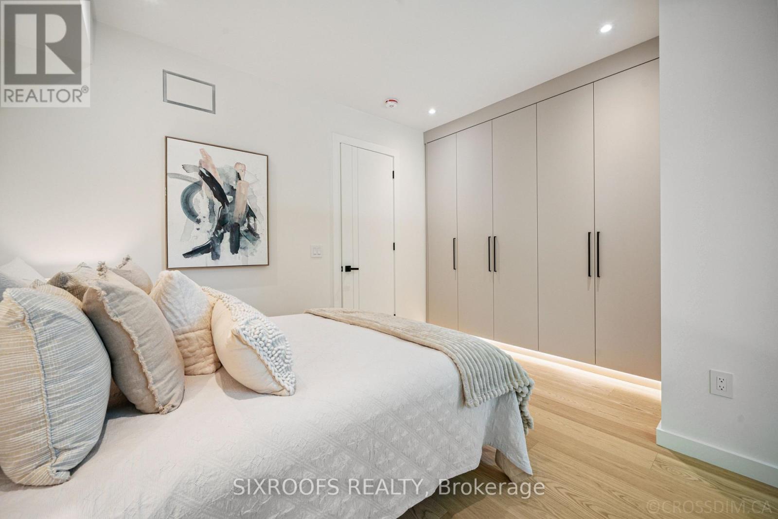 Photo 30 of 44 A Alcina Avenue, Toronto ON
