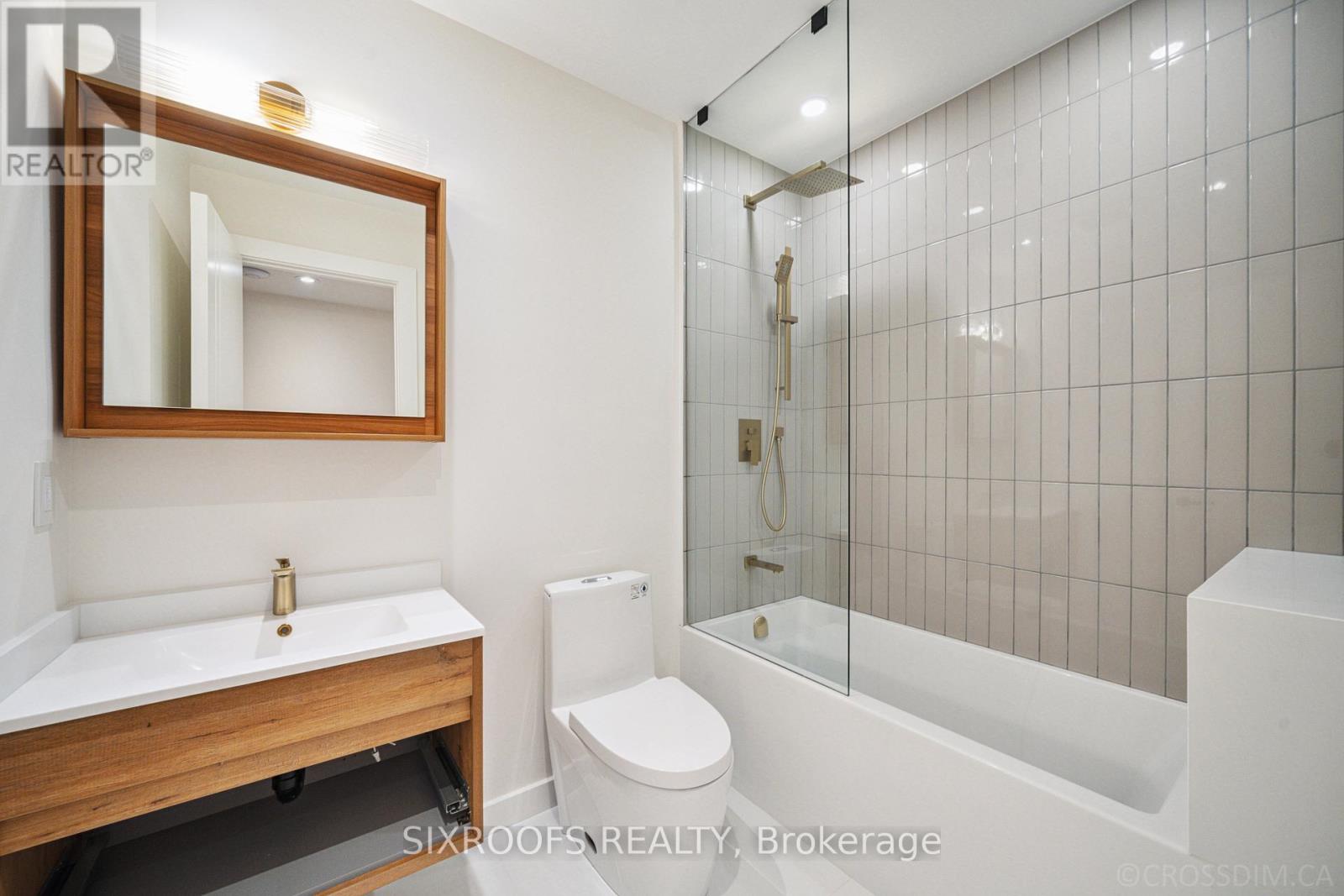 Photo 46 of 44 A Alcina Avenue, Toronto ON