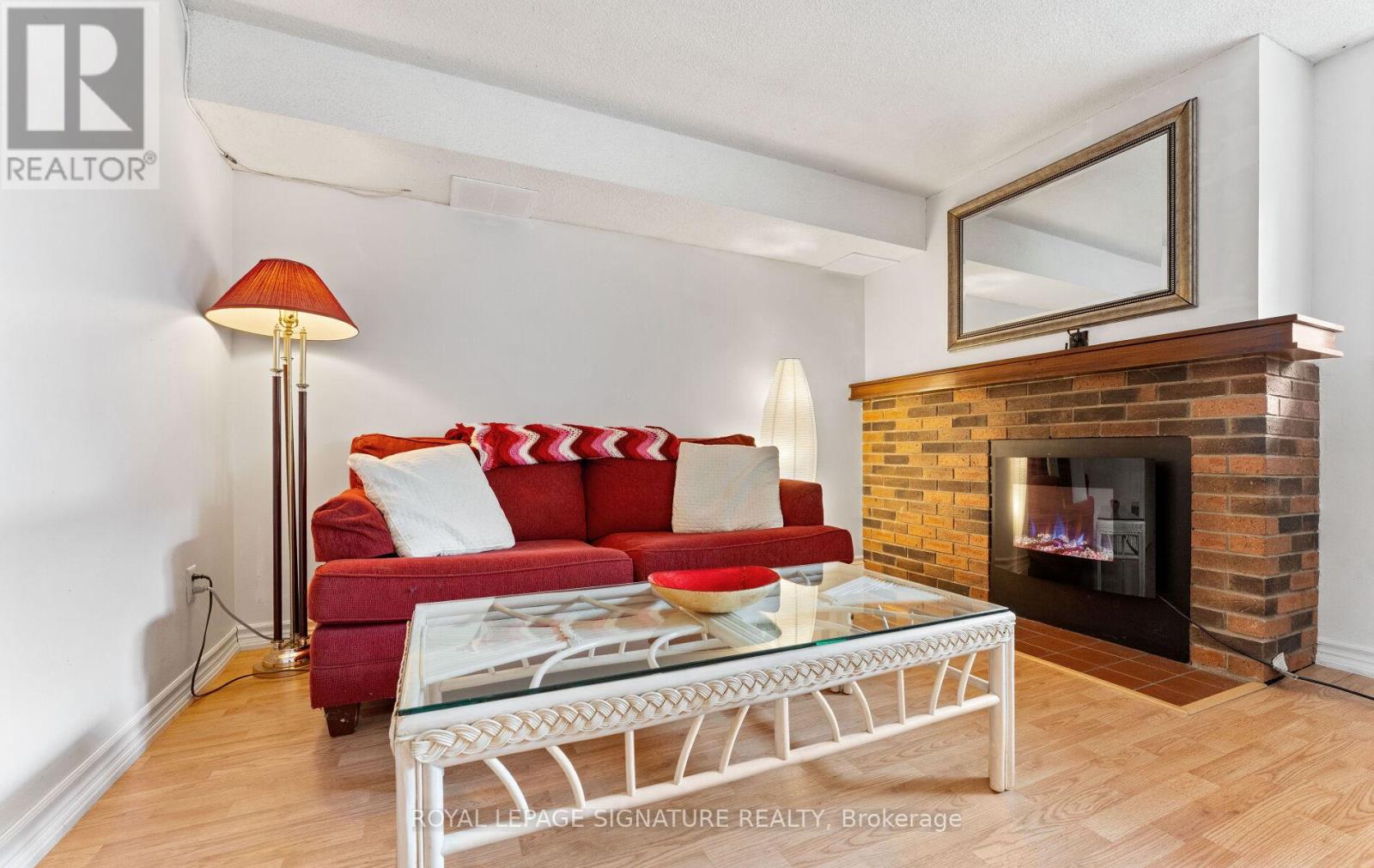 Photo 34 of 74 Dutch Myrtle Way, Toronto ON
