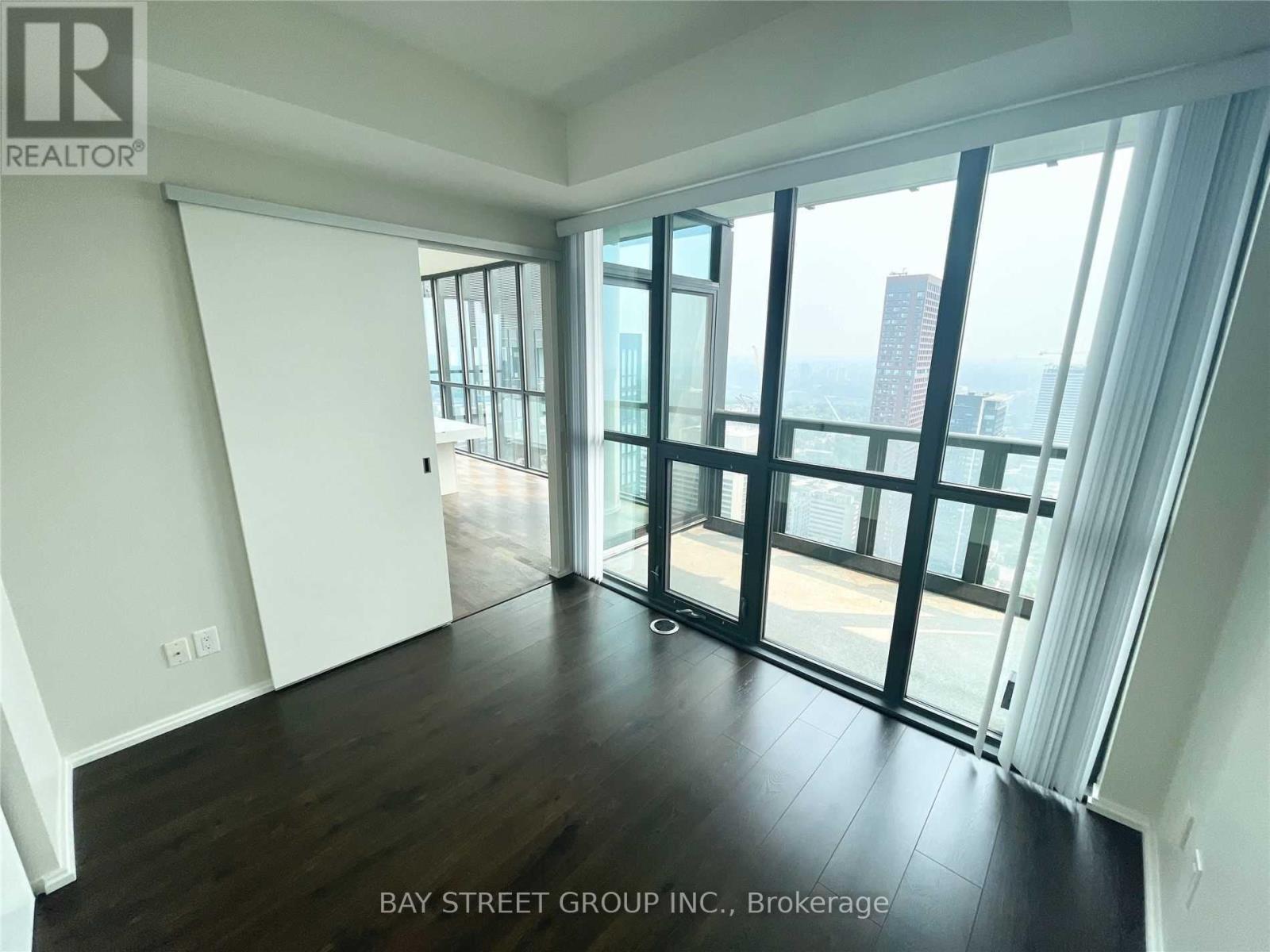 Photo 13 of 4210 101 Charles Street E, Toronto ON