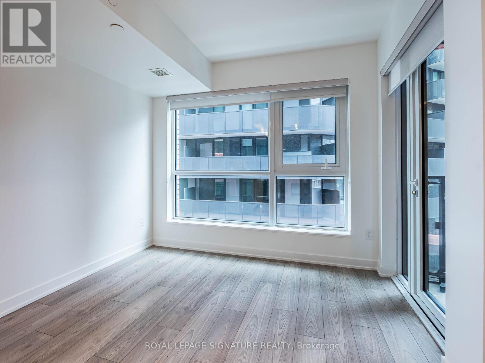 Photo 26 of 525 8 Tippett Road, Toronto ON