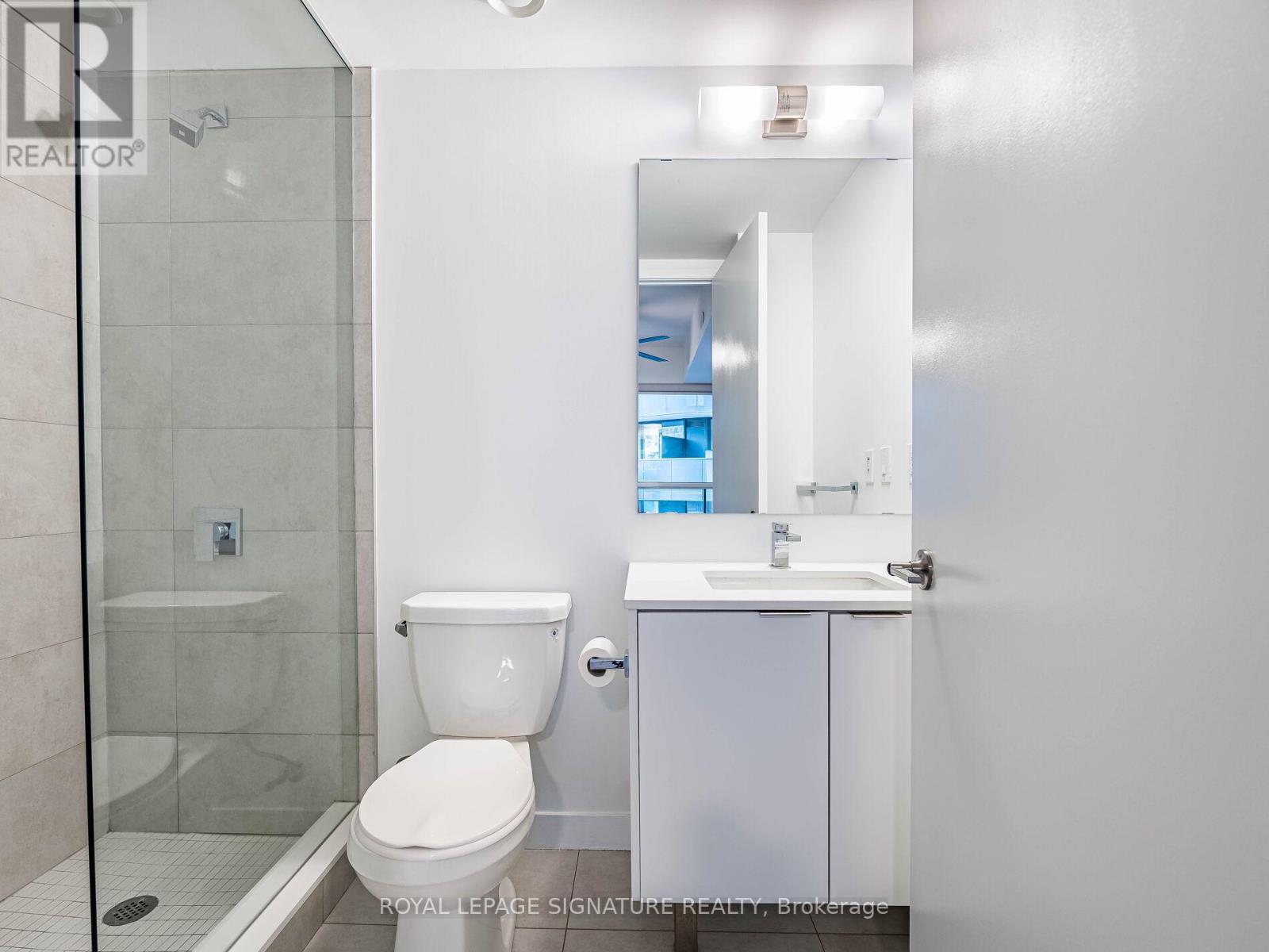 Photo 34 of 525 8 Tippett Road, Toronto ON