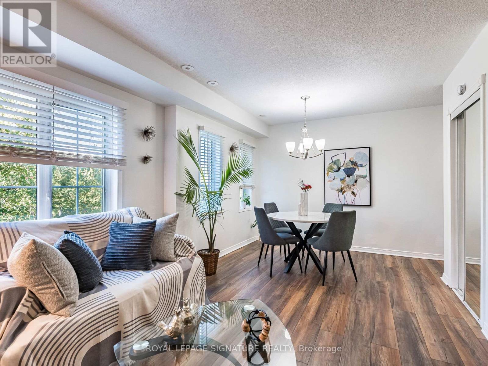 Photo 13 of 11 3055 Elmcreek Road, Mississauga ON