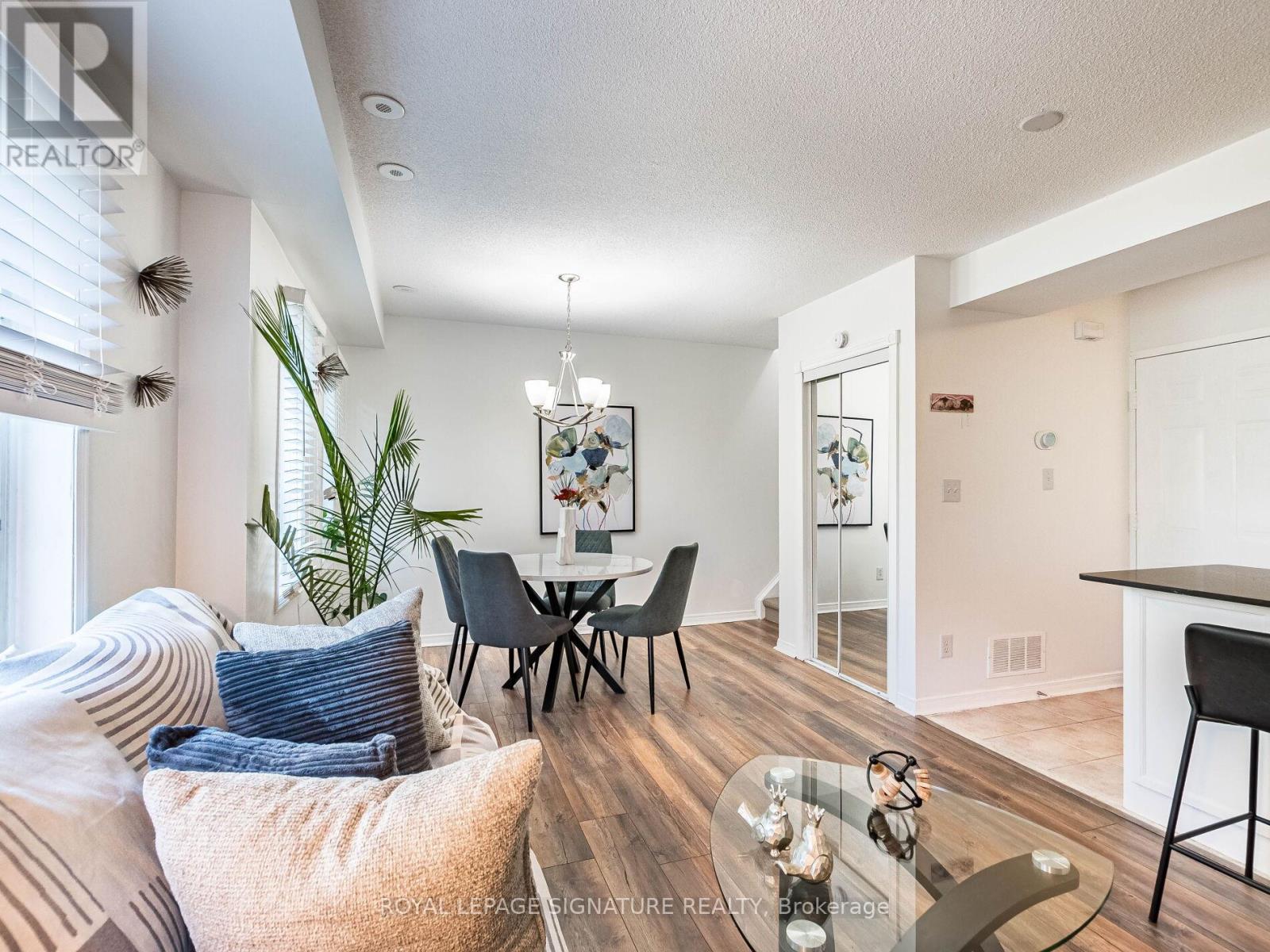 Photo 14 of 11 3055 Elmcreek Road, Mississauga ON