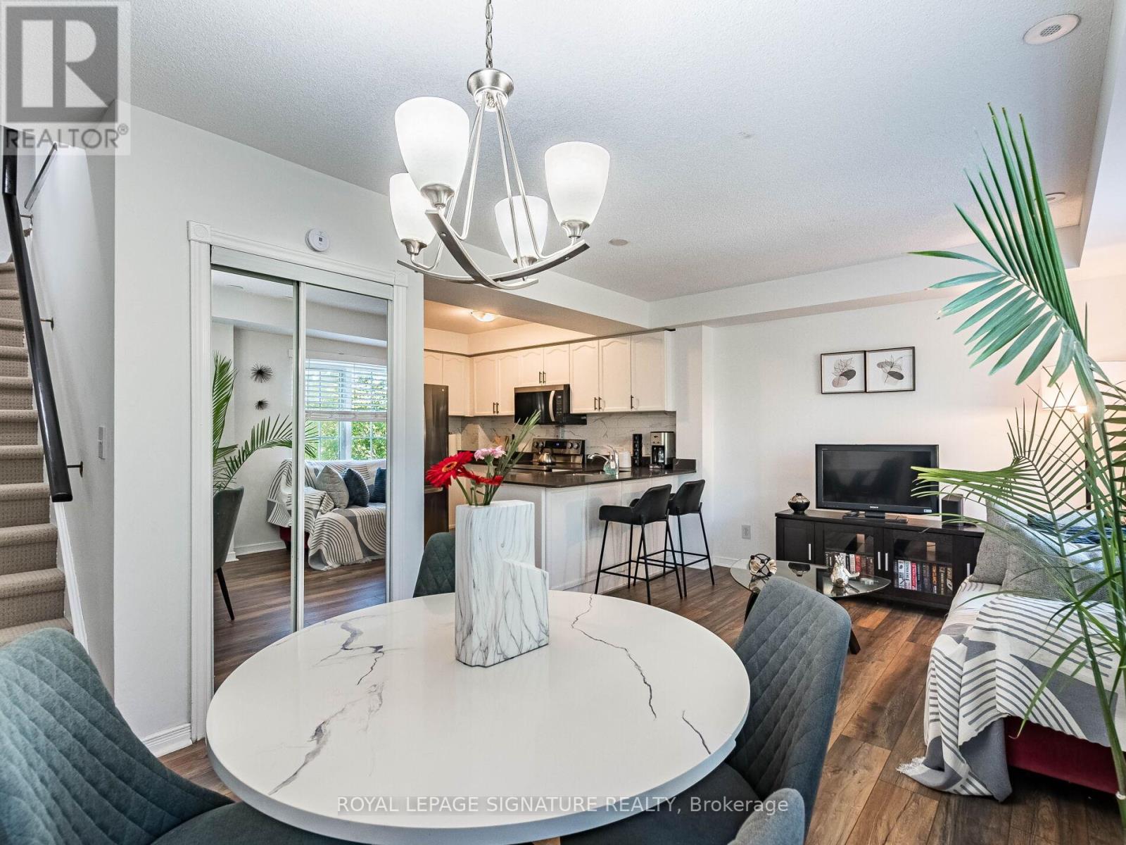 Photo 16 of 11 3055 Elmcreek Road, Mississauga ON