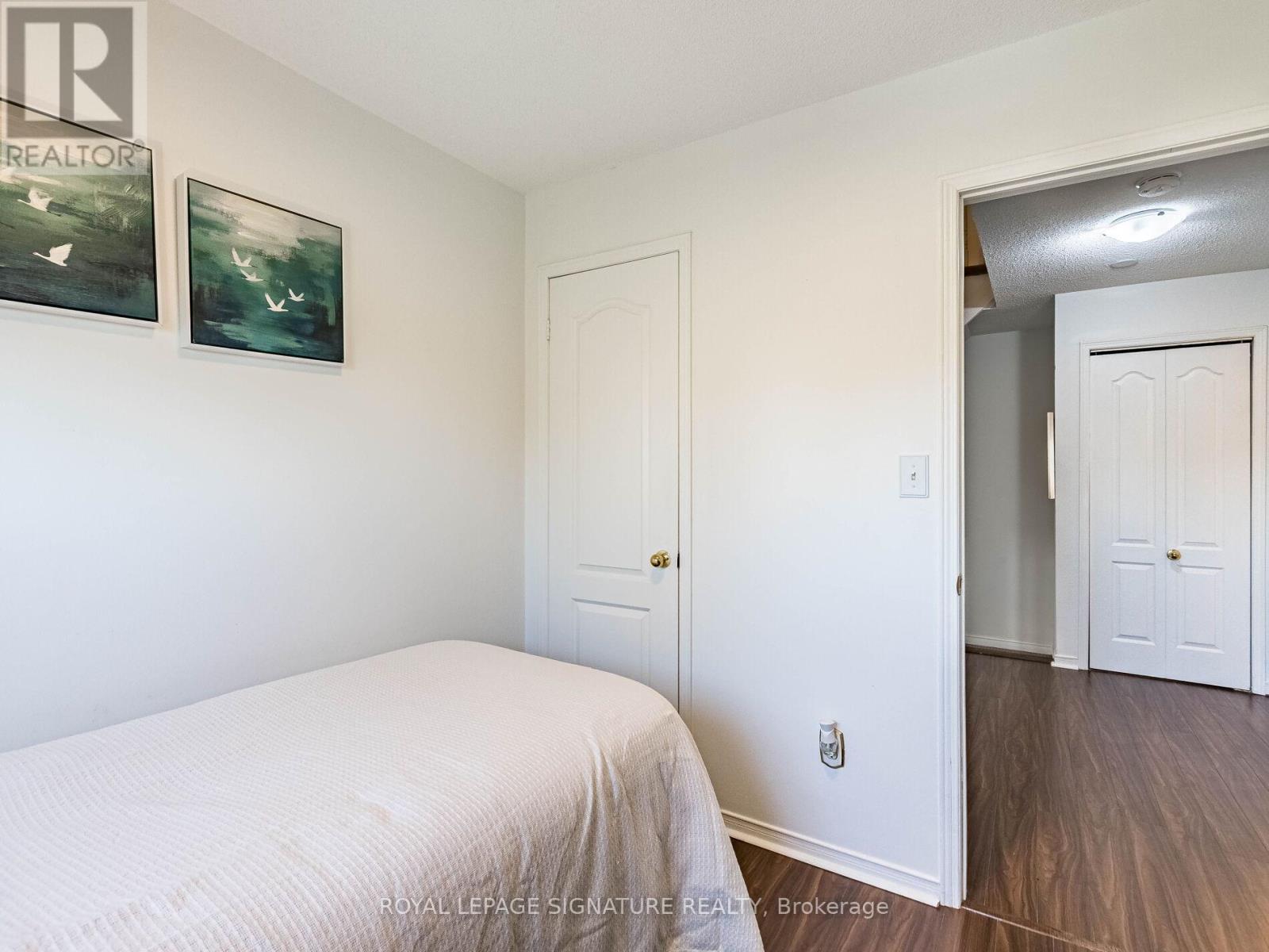 Photo 25 of 11 3055 Elmcreek Road, Mississauga ON