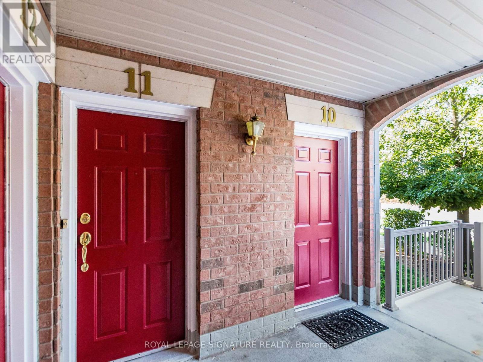 Photo 5 of 11 3055 Elmcreek Road, Mississauga ON