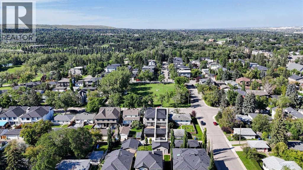 Photo 2 of 605 29 Avenue Nw, Calgary AB