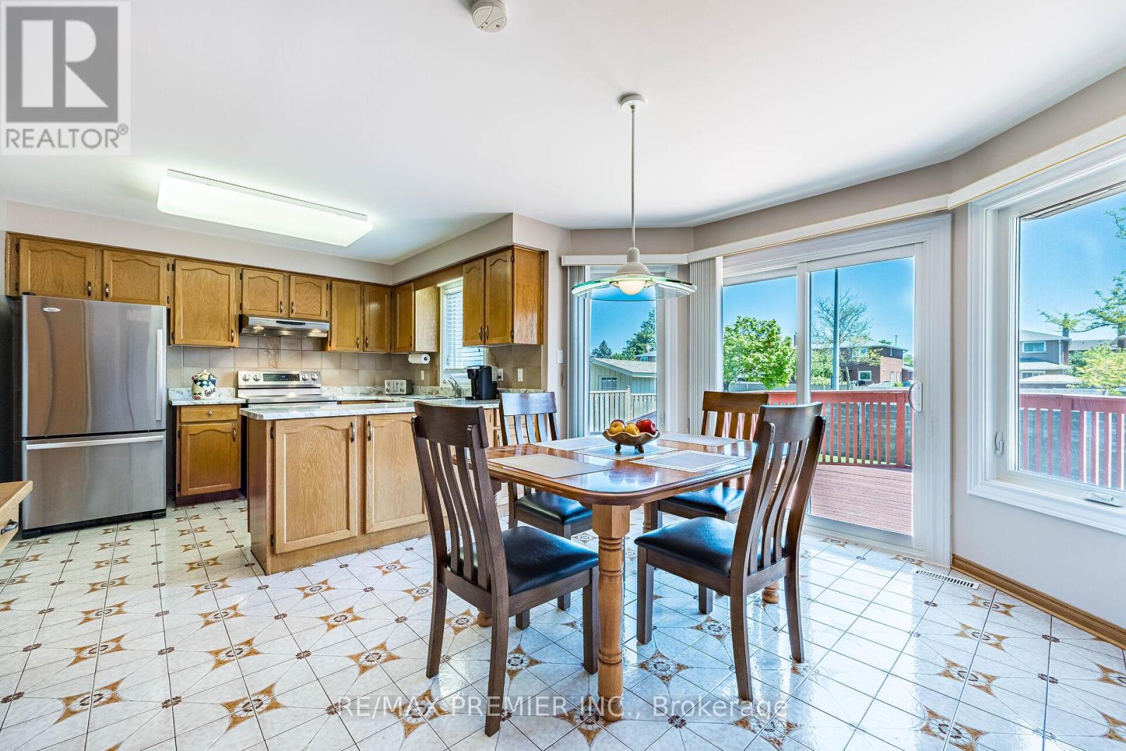 Photo 10 of 18 Mathewson Street, Vaughan ON