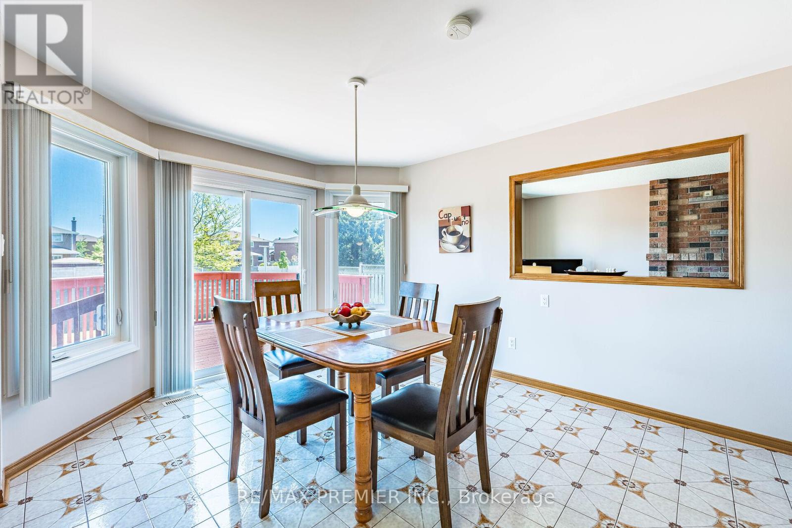 Photo 11 of 18 Mathewson Street, Vaughan ON