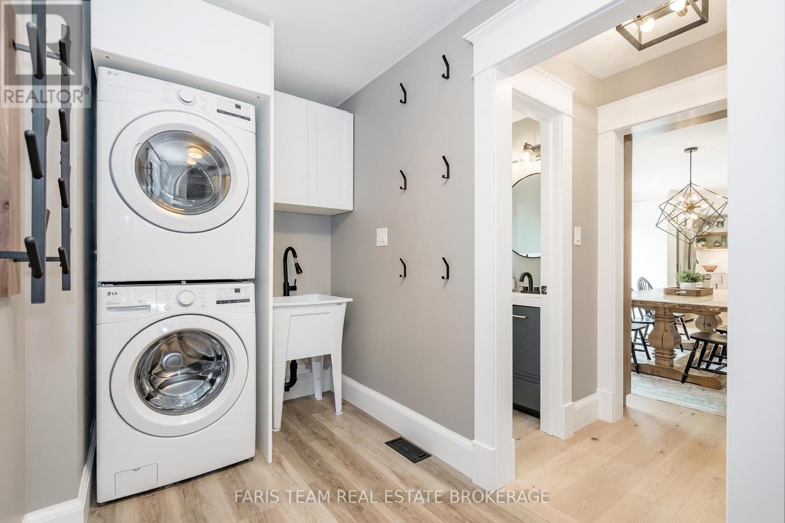 Photo 16 of 8 Malta Crescent, Springwater ON