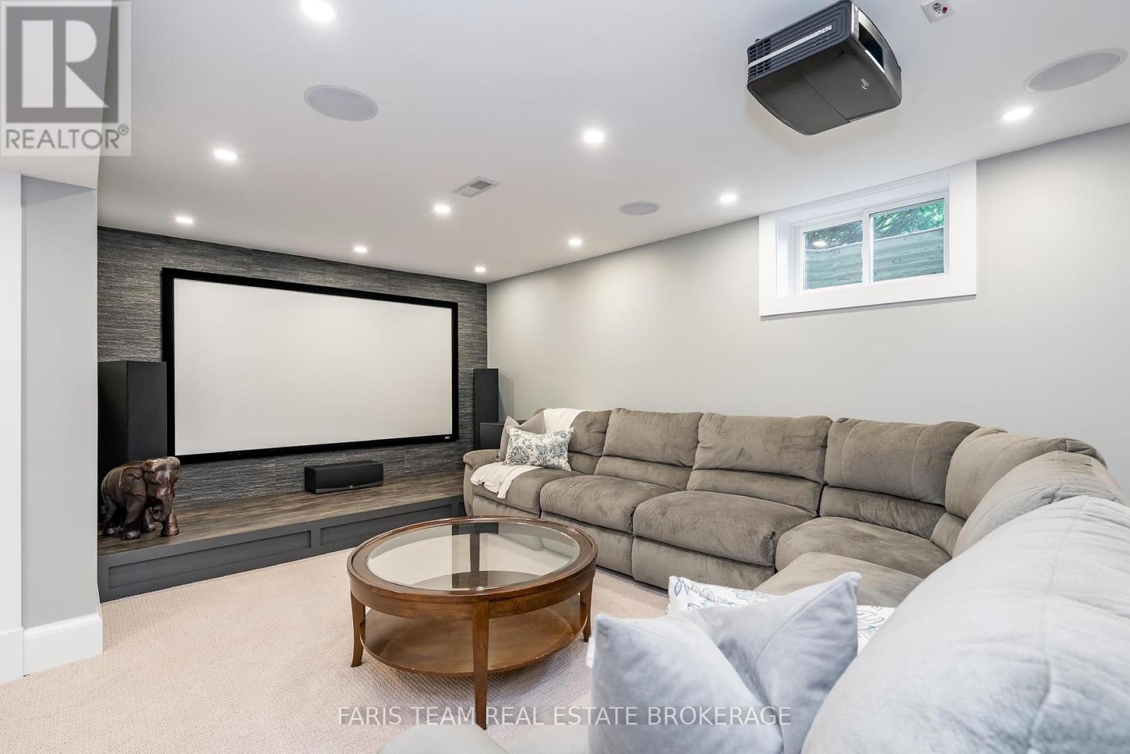 Photo 27 of 8 Malta Crescent, Springwater ON