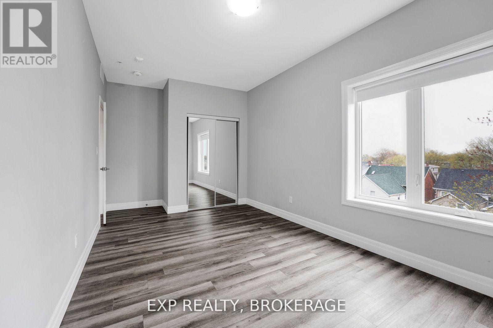 Photo 10 of 405 501 Frontenac Street, Kingston ON