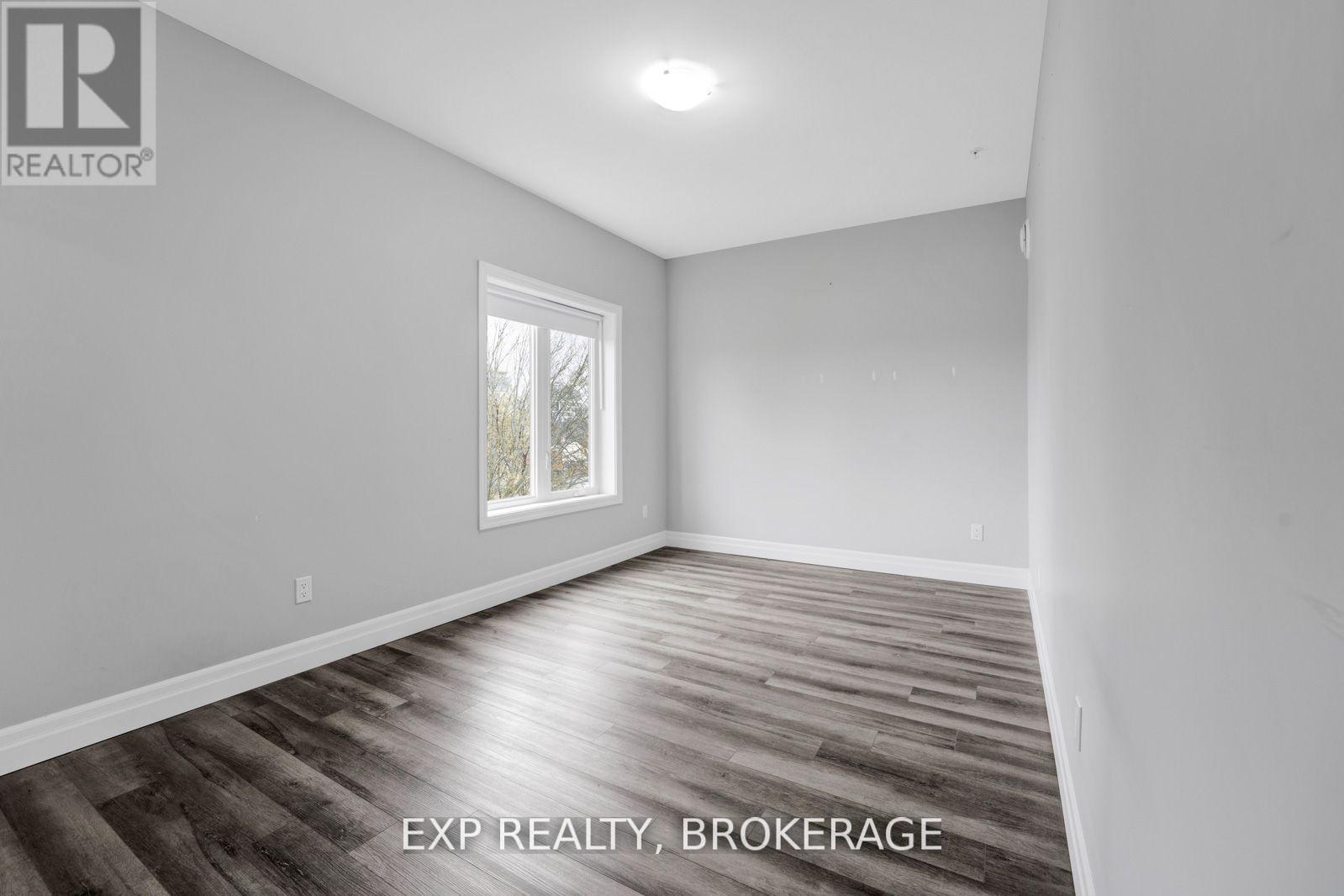 Photo 12 of 405 501 Frontenac Street, Kingston ON
