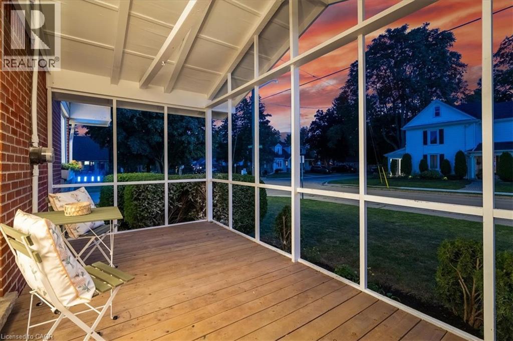 Photo 46 of 25 Elgin Street, Waterdown ON