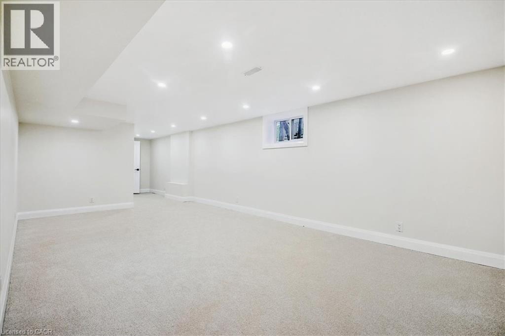 Photo 29 of 25 Elgin Street, Waterdown ON