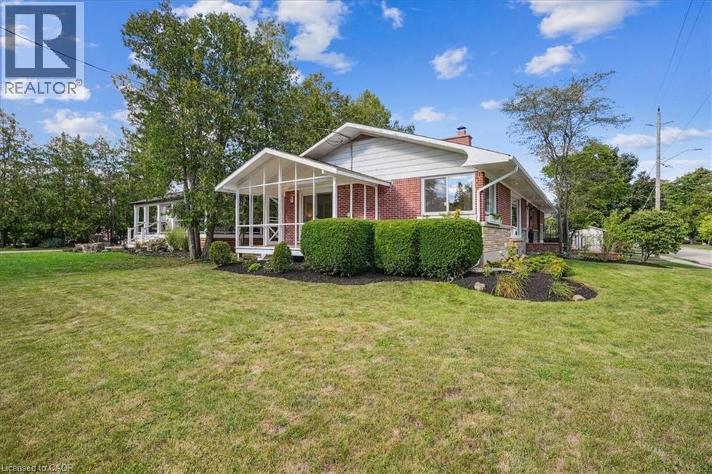 Photo 34 of 25 Elgin Street, Waterdown ON