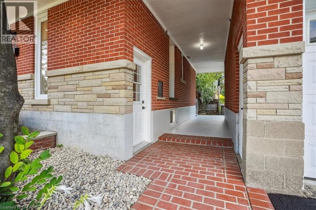 Photo 36 of 25 Elgin Street, Waterdown ON