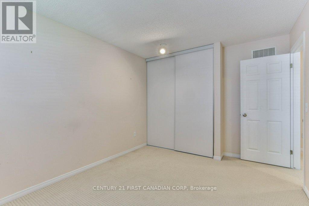 Photo 25 of 1600 Mickleborough Drive, London North ON