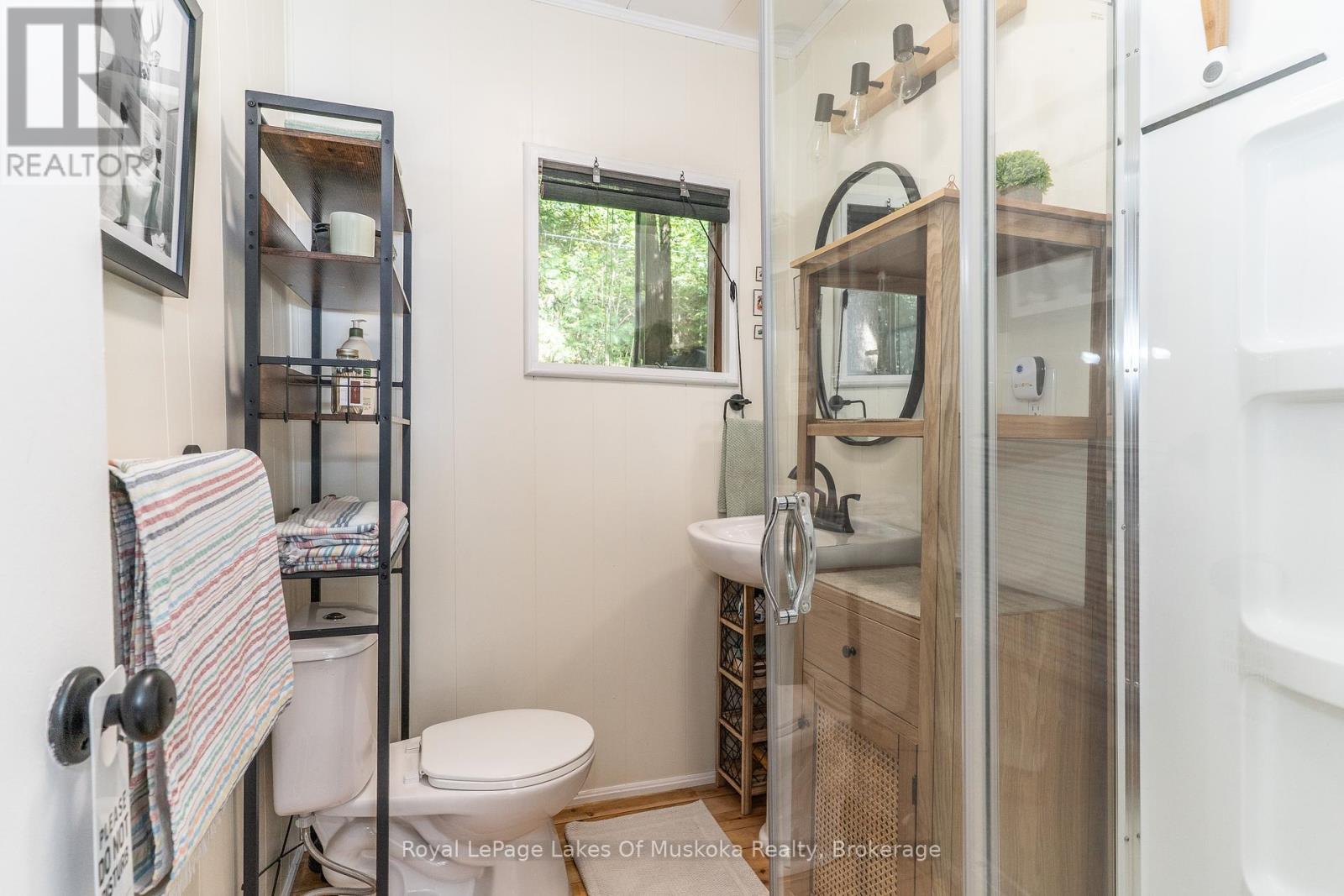 Photo 17 of 1020 Grandview Drive, Lake Of Bays ON