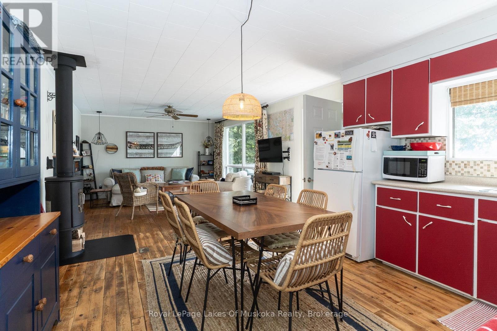 Photo 6 of 1020 Grandview Drive, Lake Of Bays ON