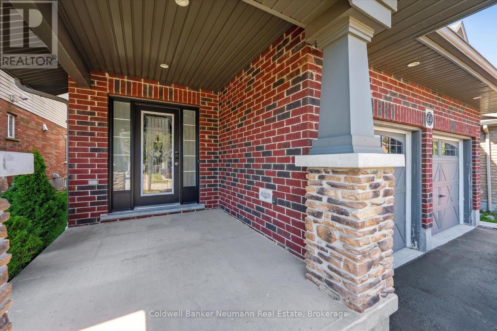 Photo 32 of 64 Laughland Lane, Guelph ON