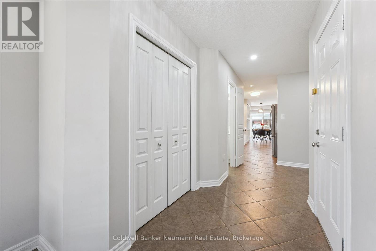 Photo 33 of 64 Laughland Lane, Guelph ON