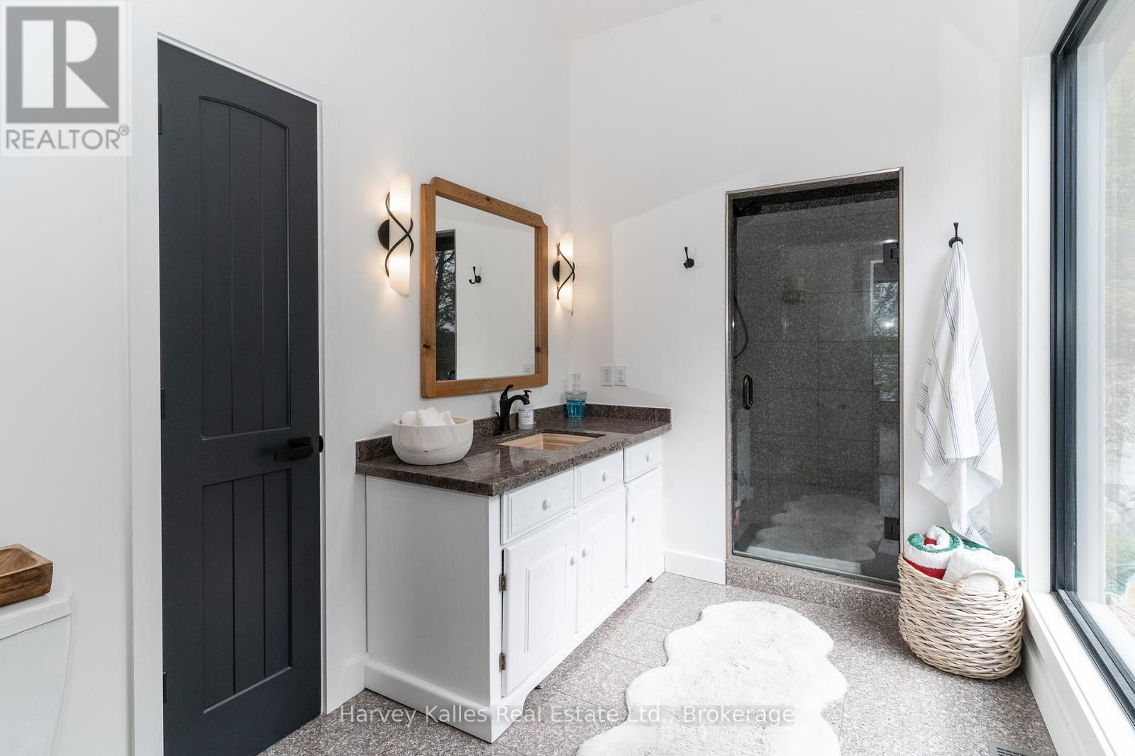 Photo 15 of 4 1118 North Drive, Muskoka Lakes ON