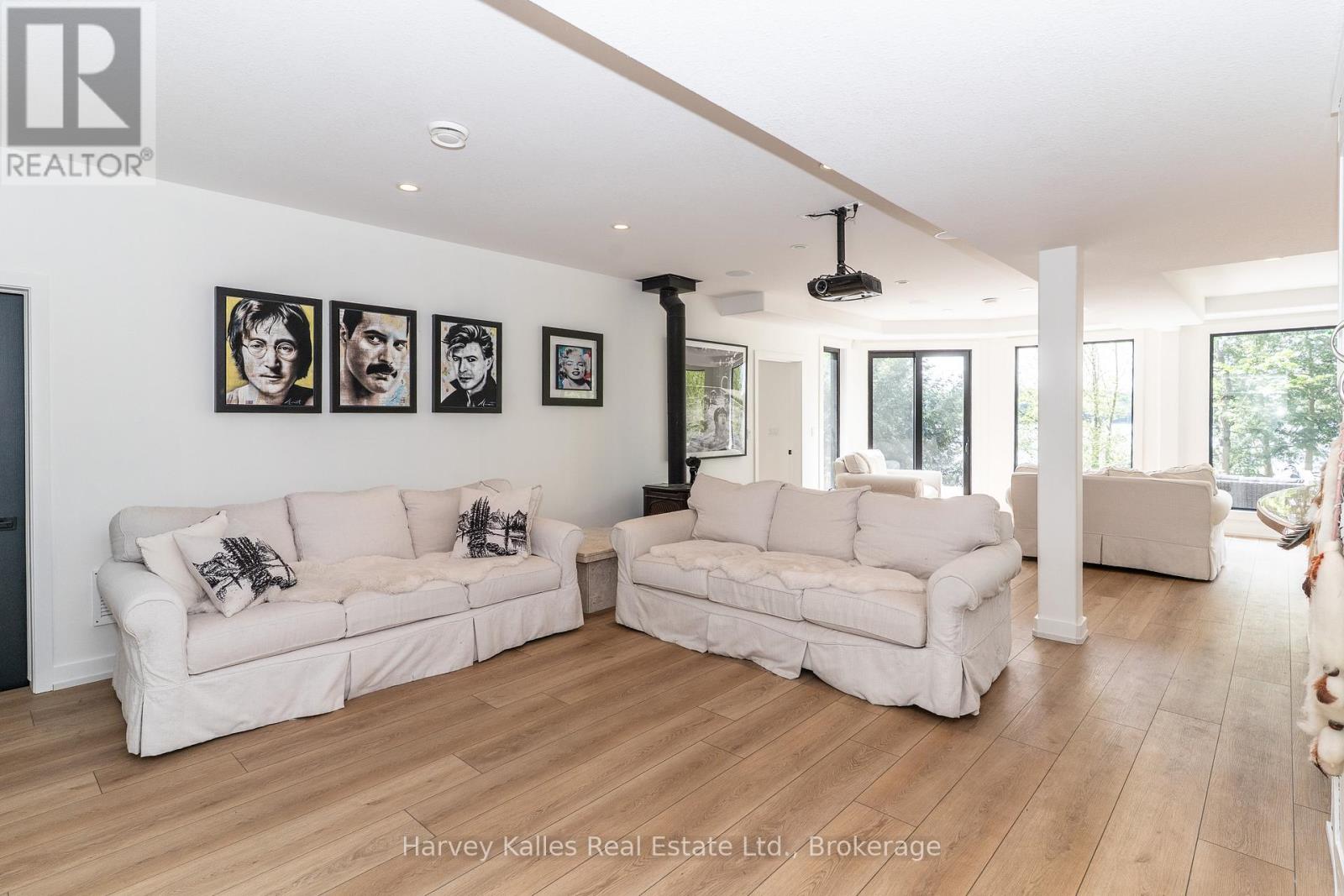 Photo 29 of 4 1118 North Drive, Muskoka Lakes ON