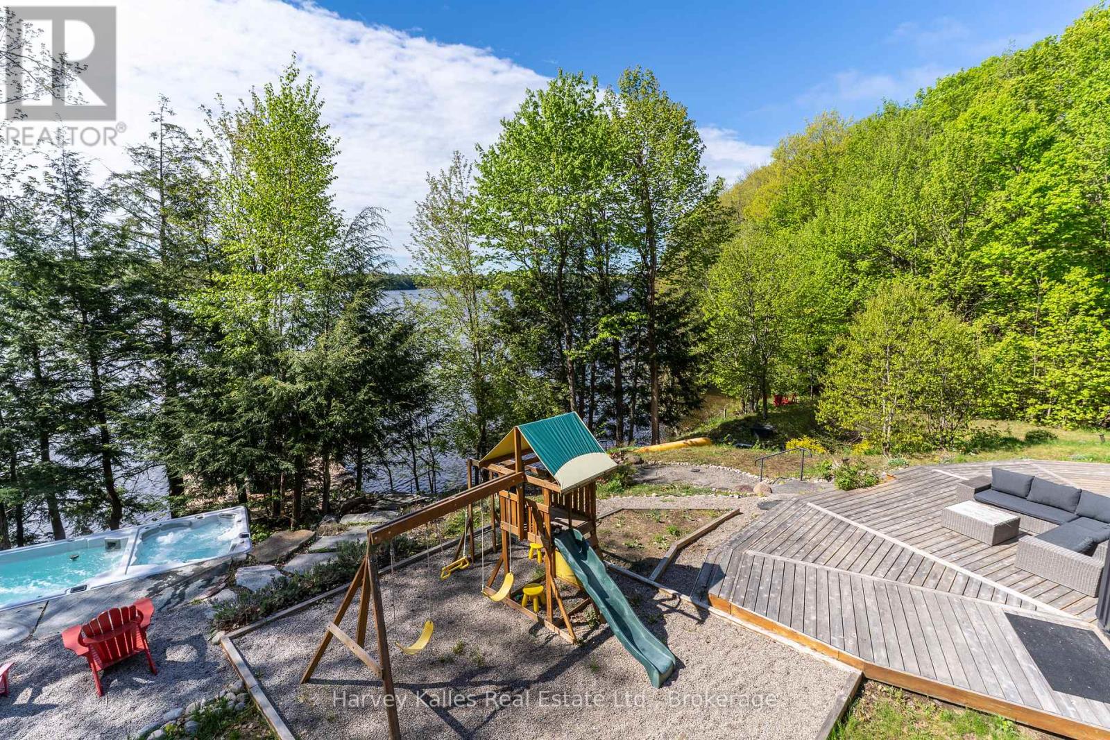 Photo 30 of 4 1118 North Drive, Muskoka Lakes ON