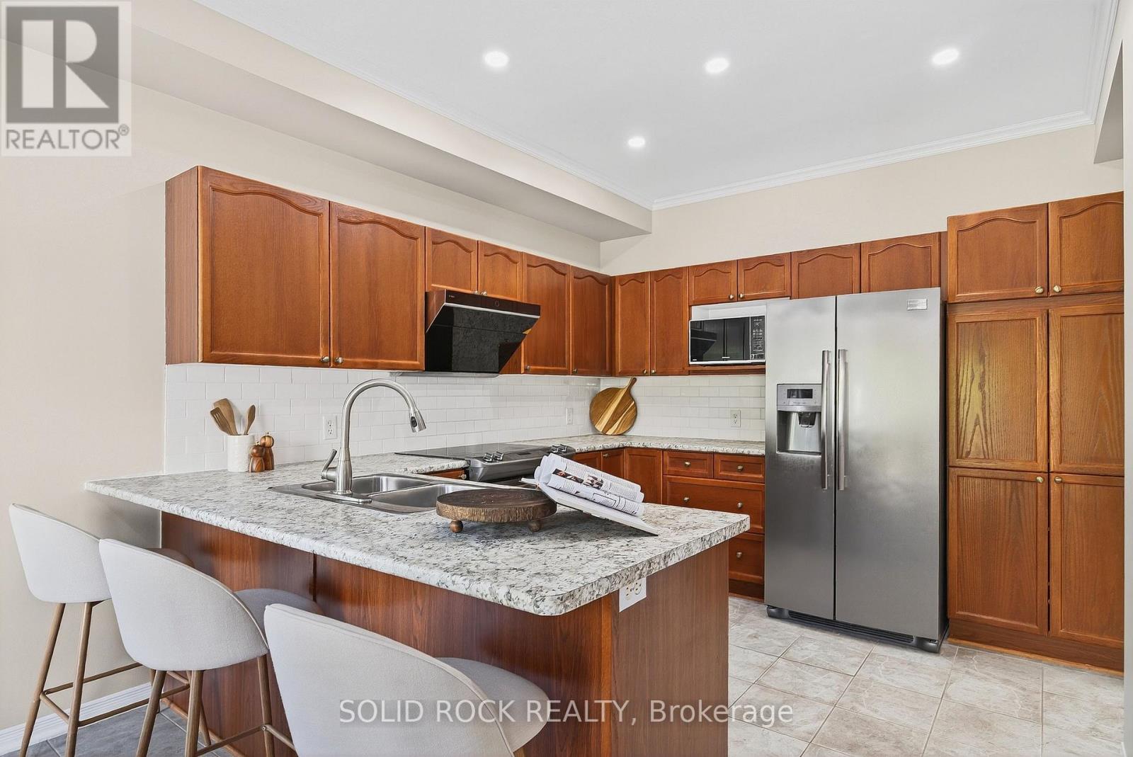 Photo 22 of 50 Insmill Crescent, Ottawa ON