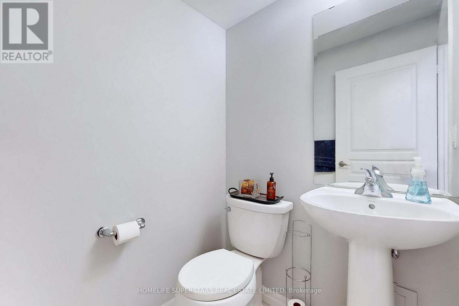 Photo 24 of 1013 223 Webb Drive, Mississauga ON