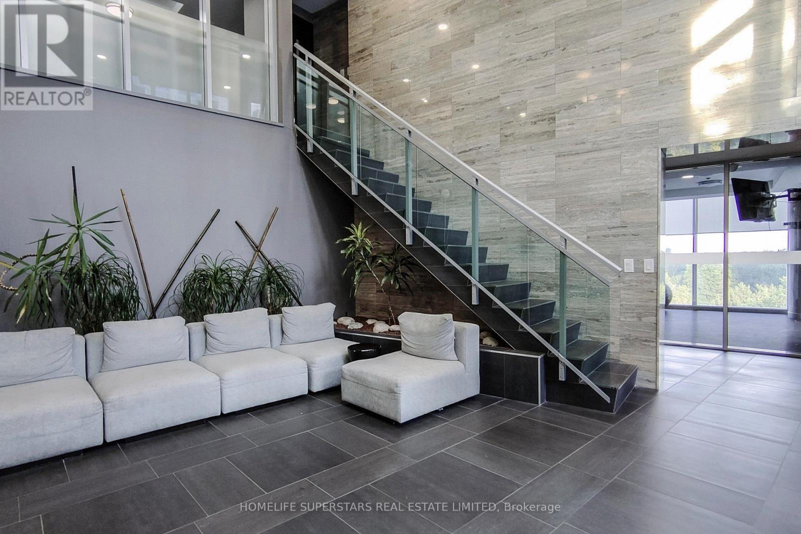 Photo 37 of 1013 223 Webb Drive, Mississauga ON
