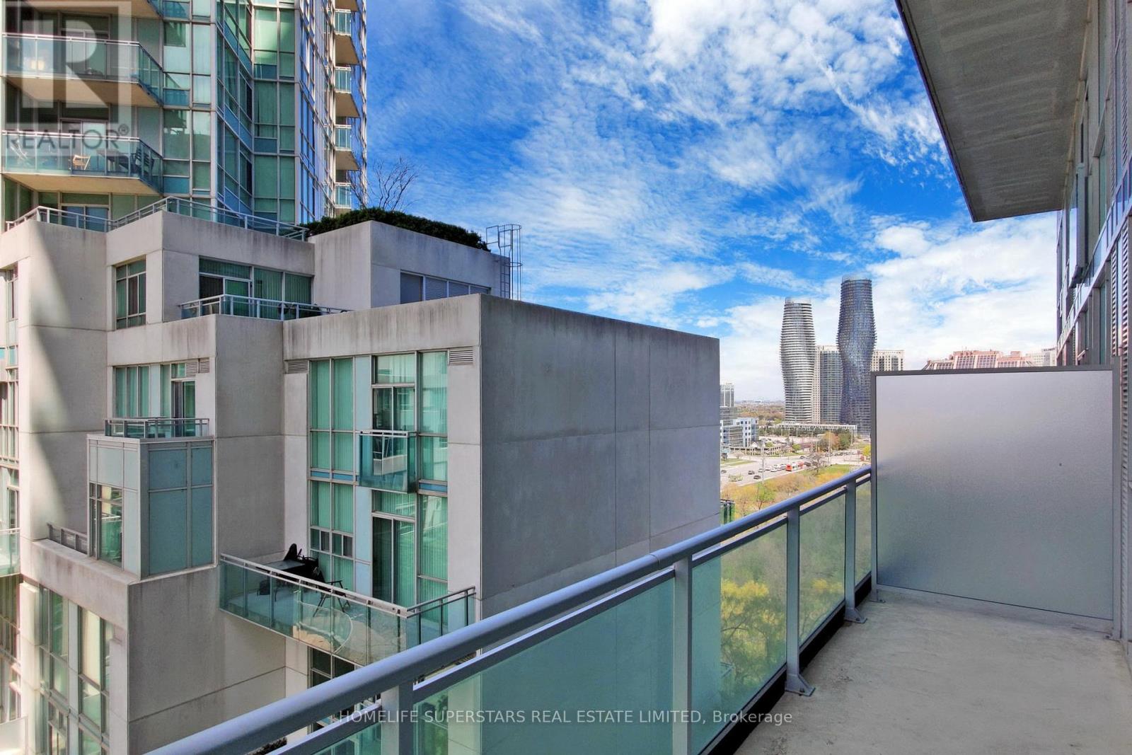 Photo 42 of 1013 223 Webb Drive, Mississauga ON