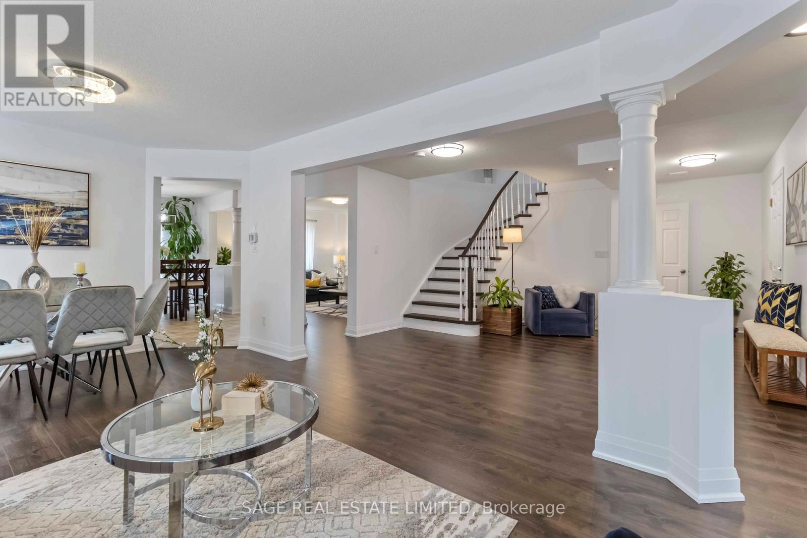 Photo 10 of 4159 Castlebury Street, Mississauga ON