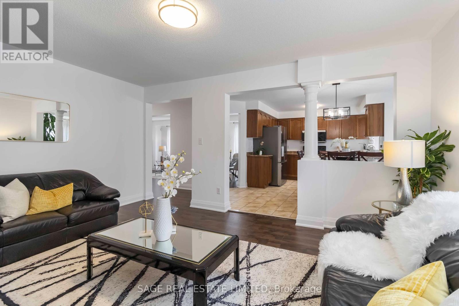 Photo 13 of 4159 Castlebury Street, Mississauga ON
